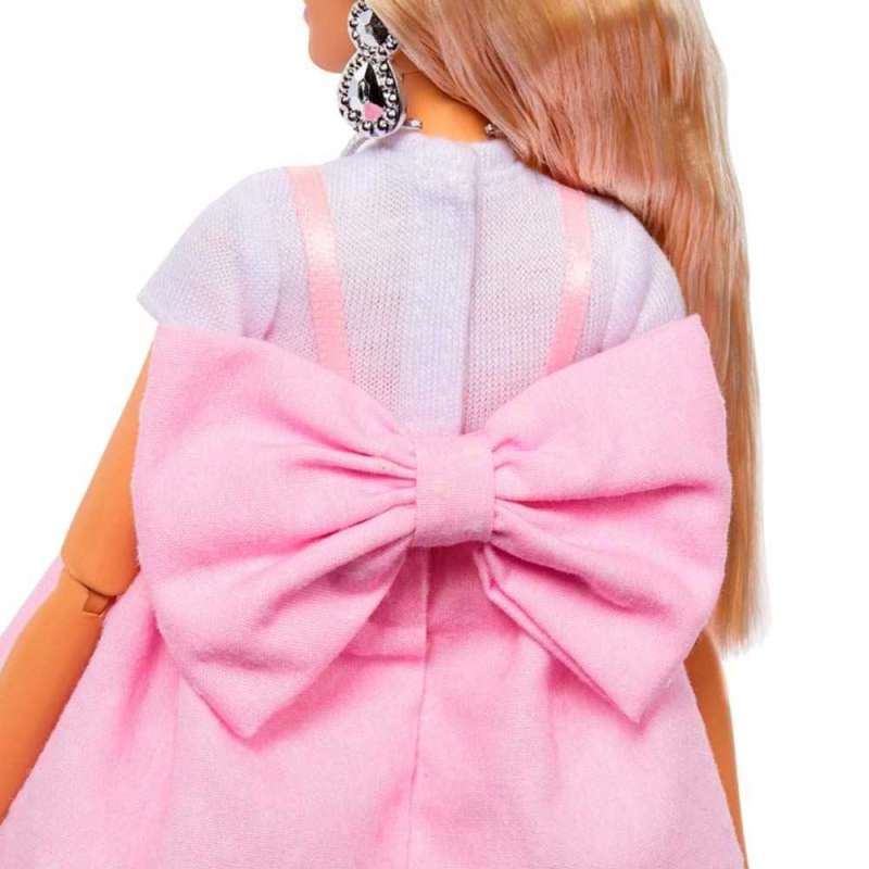 barbie deluxe muÑeca con vestido y lazo (mattel - hyv27)