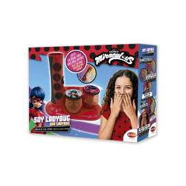 ladybug estudio de uñas