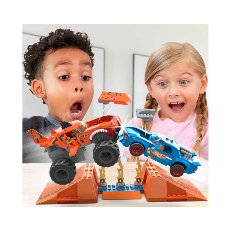 mega construx hot wheels tiger shark